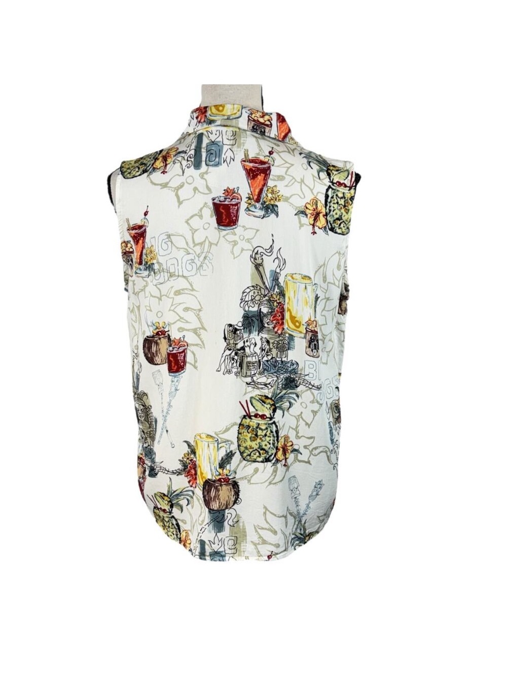 Big Dogs Medium Top Button-Up Sleeveless Floral Cocktail Drinks Hawaiian Womens - Picture 2 of 4